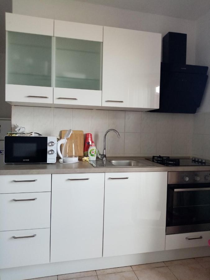 Seaview Holiday Apartments, Ventura Nin Extérieur photo
